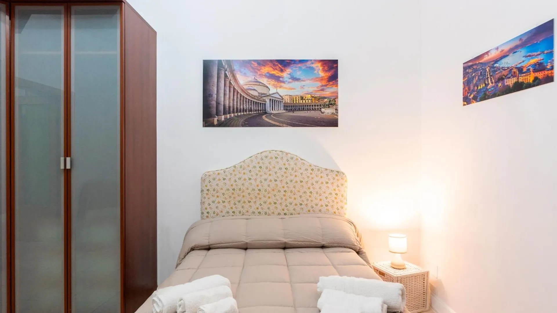 Napoli Centro Dm Apartment 0*, Naples Italy